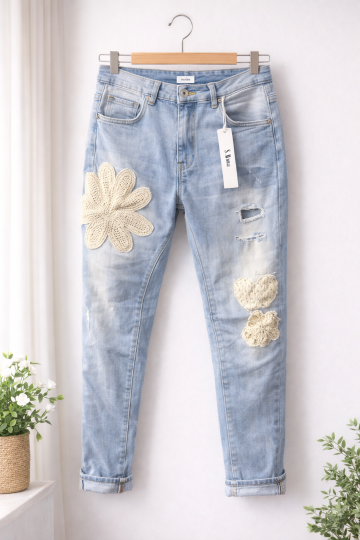 23ef4451 614e 4049 830a c59cb7f76af7