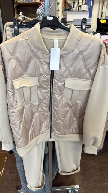 8b06e49e eb84 46b0 bf9e fa6522f6ba17